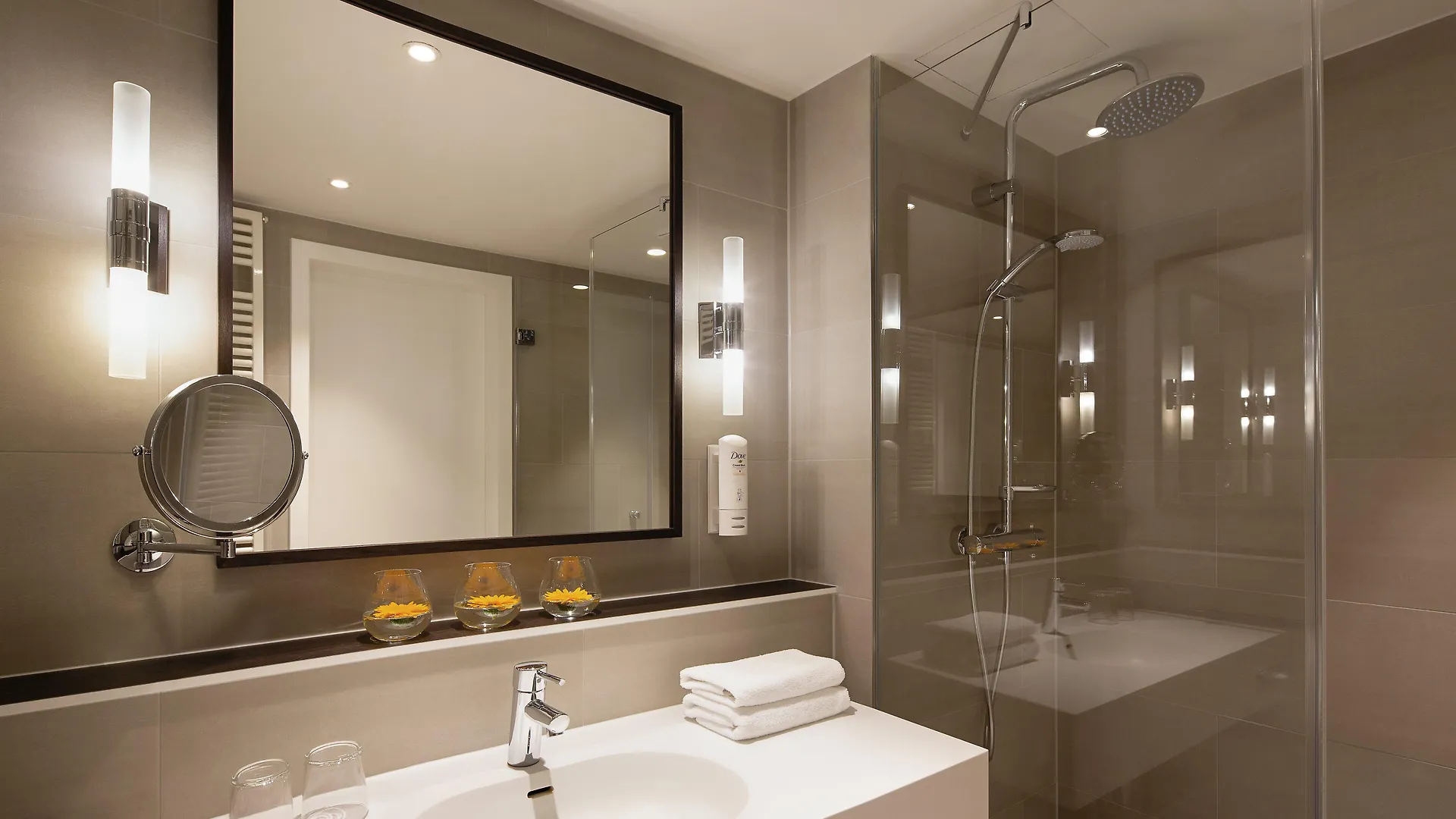 Holiday Inn Berlin City Center East Prenzlauer Berg By Ihg Отель