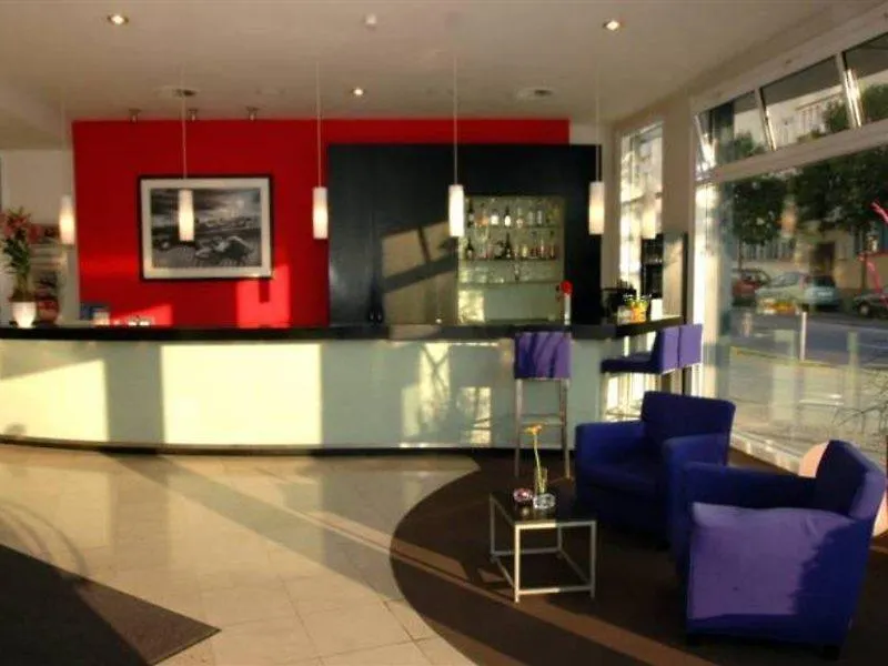 **** Отель Holiday Inn Berlin City Center East Prenzlauer Berg By Ihg Германия