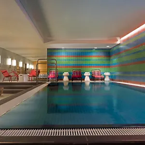 Adina Mitte Апарт-отель